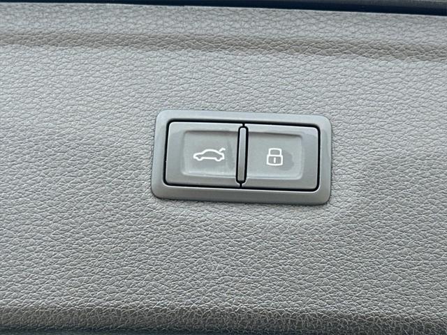 used 2023 Audi SQ5 car, priced at $46,480