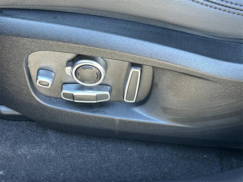 used 2022 Jaguar F-PACE car, priced at $32,900