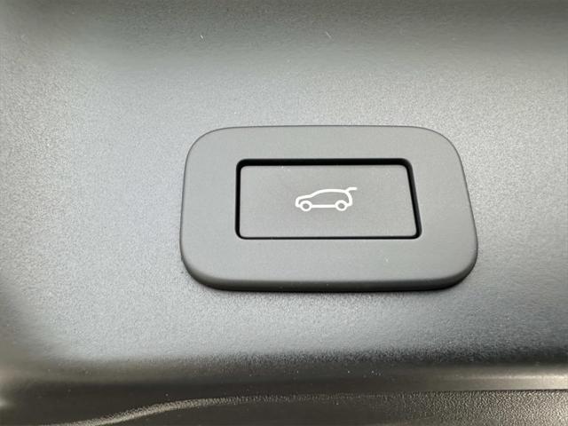 new 2026 Land Rover Range Rover Evoque car, priced at $59,119