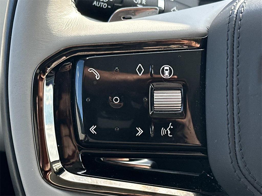 used 2025 Land Rover Range Rover Velar car, priced at $55,952