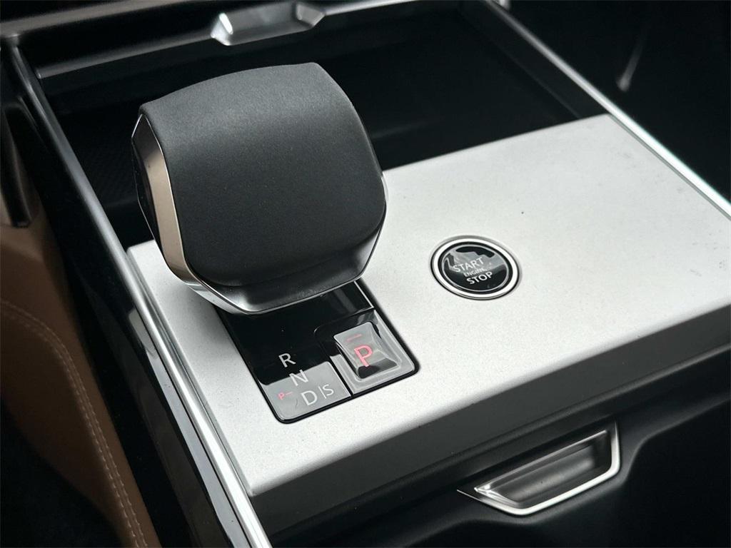 new 2025 Land Rover Range Rover car, priced at $130,235