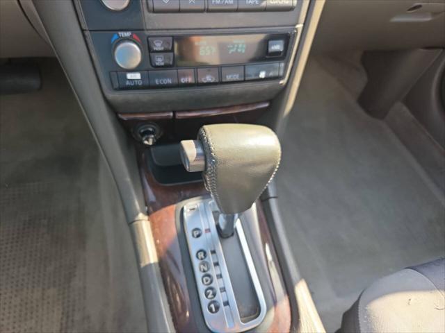 used 2000 INFINITI I30 car, priced at $2,995