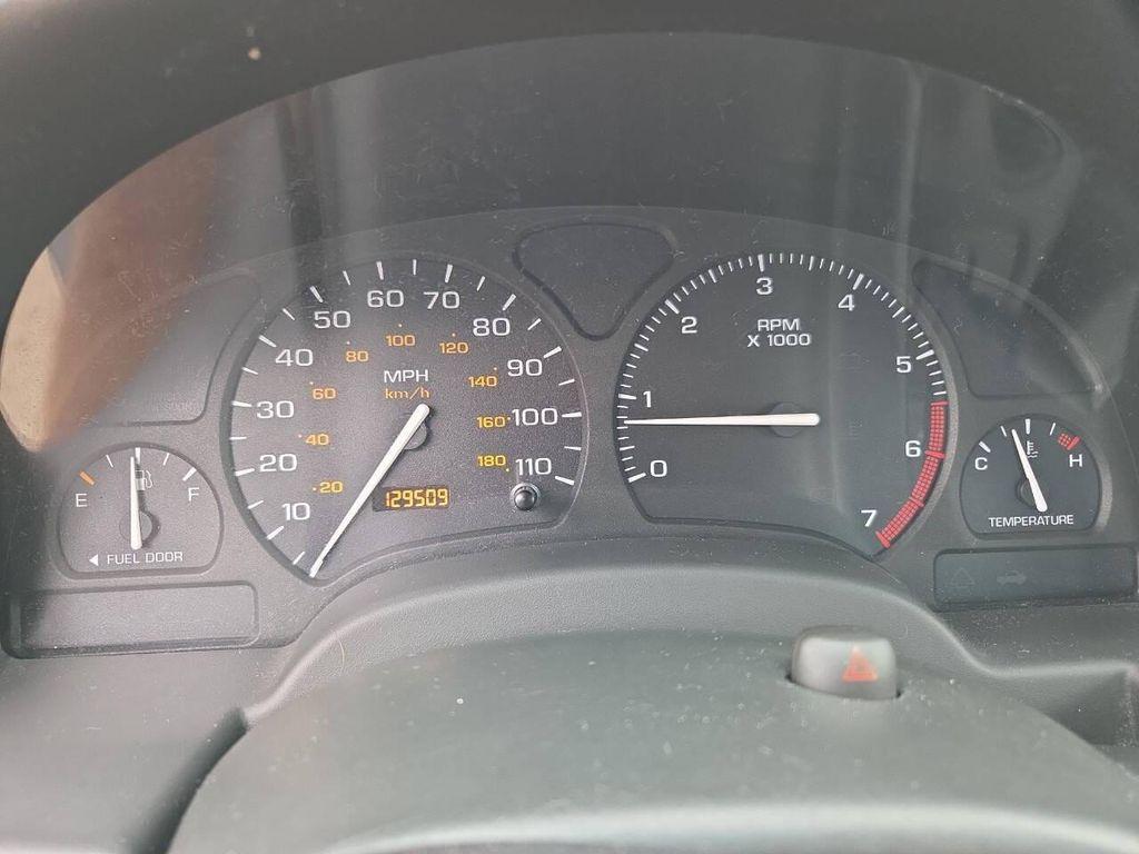 used 2002 Saturn SC car, priced at $3,450