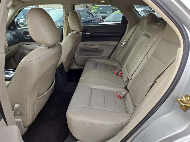 used 2007 Dodge Magnum car, priced at $4,995