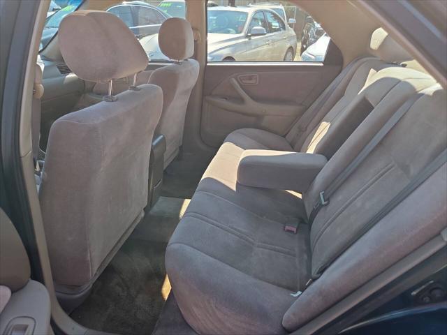 used 1998 Toyota Camry car, priced at $2,995