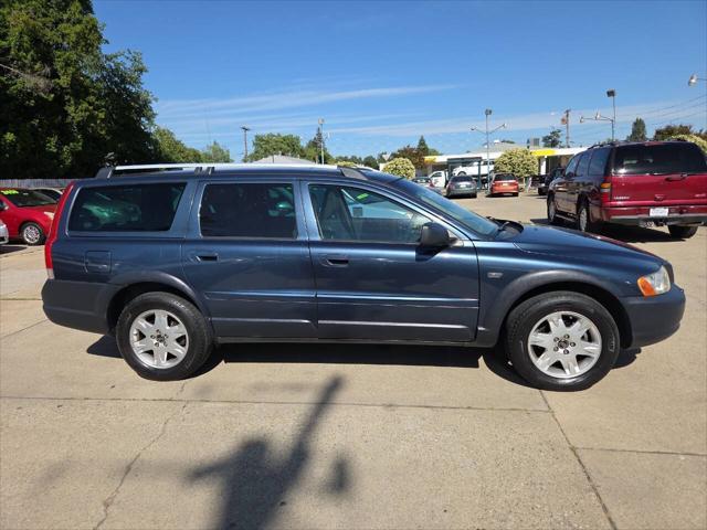 used 2006 Volvo XC70 car, priced at $4,995