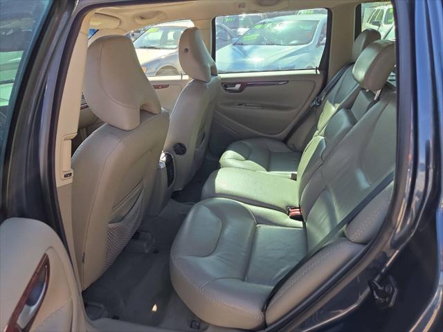 used 2006 Volvo XC70 car, priced at $4,995