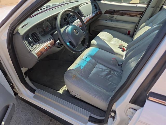 used 2004 Mercury Grand Marquis car, priced at $2,995