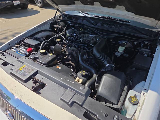 used 2004 Mercury Grand Marquis car, priced at $2,995