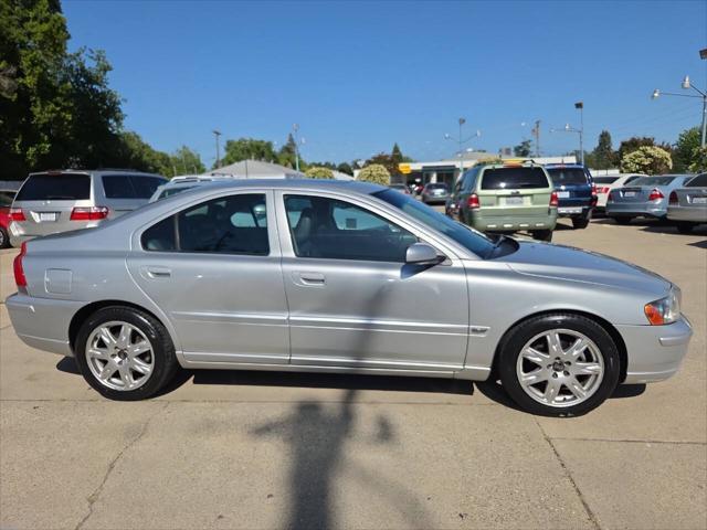 used 2005 Volvo S60 car, priced at $4,250