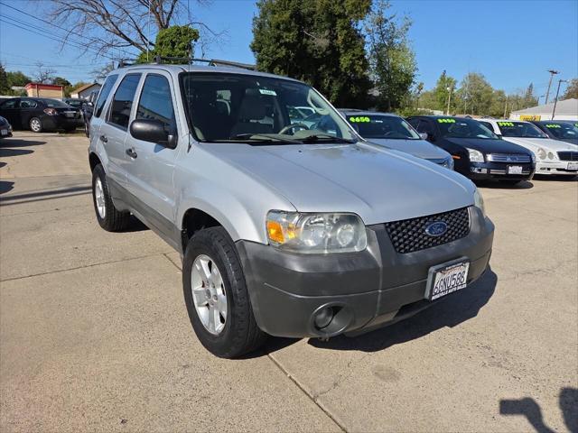 used 2005 Ford Escape car, priced at $3,995