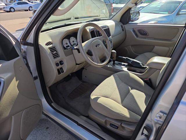 used 2005 Ford Escape car, priced at $3,995