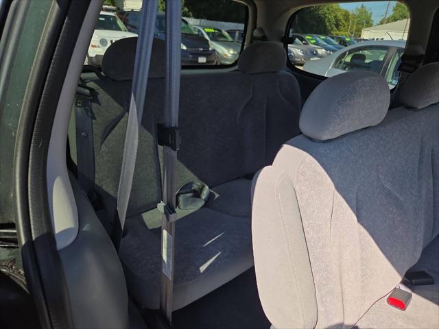 used 2000 Nissan Quest car, priced at $2,995