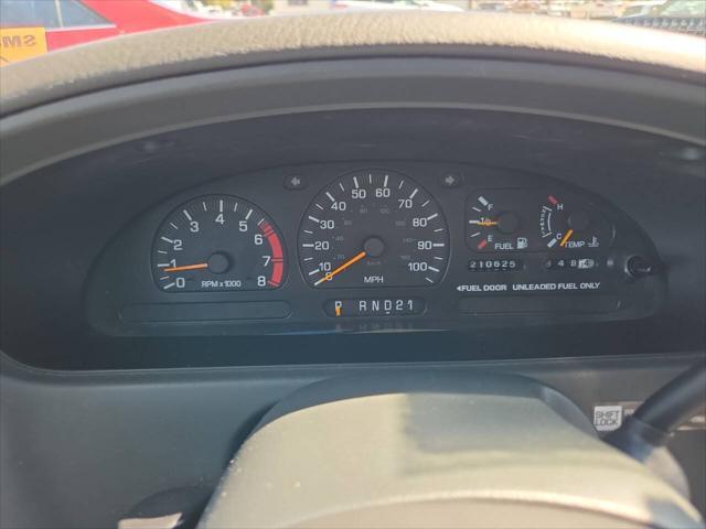 used 2000 Nissan Quest car, priced at $2,995