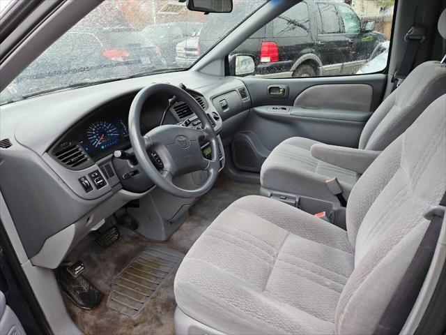 used 2003 Toyota Sienna car, priced at $3,995