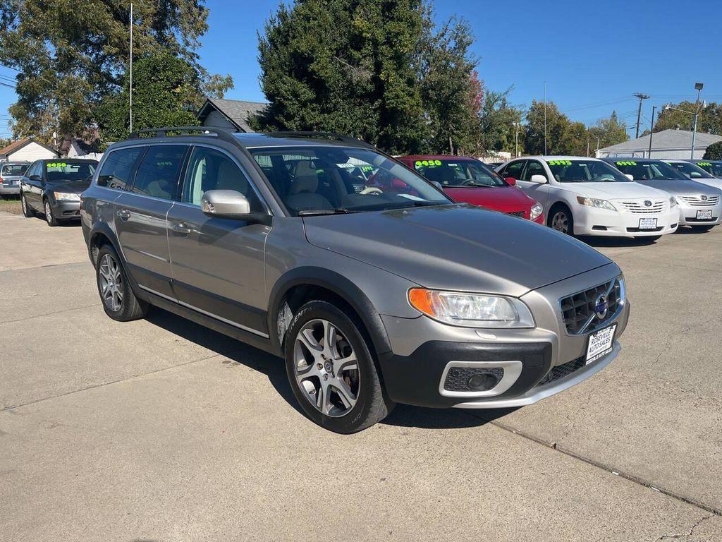 used 2013 Volvo XC70 car, priced at $5,995
