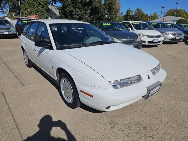 used 1997 Saturn SW car, priced at $2,995