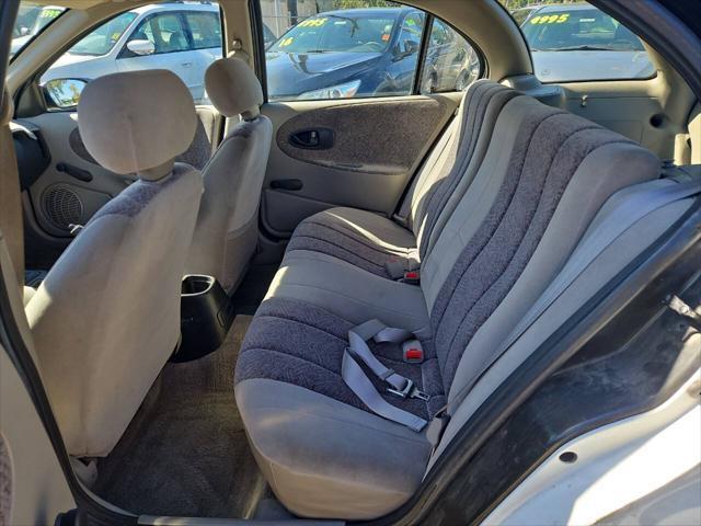 used 1997 Saturn SW car, priced at $2,995