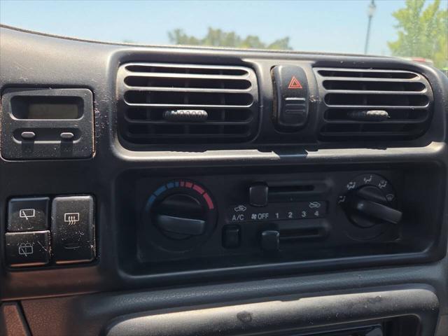 used 1998 Isuzu Rodeo car, priced at $3,650