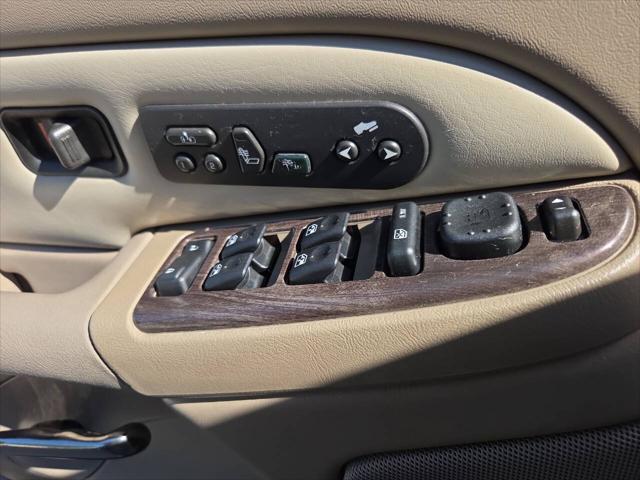 used 2004 GMC Yukon car, priced at $5,995