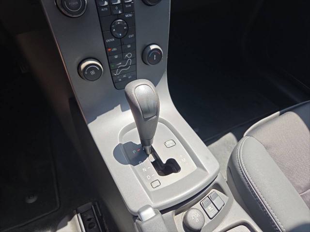 used 2006 Volvo S40 car, priced at $4,650