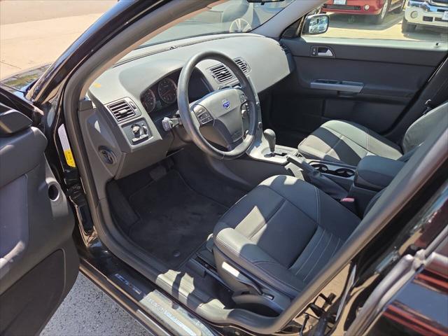 used 2006 Volvo S40 car, priced at $4,650