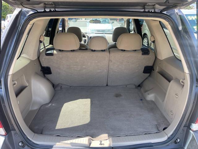used 2006 Ford Escape car, priced at $3,995