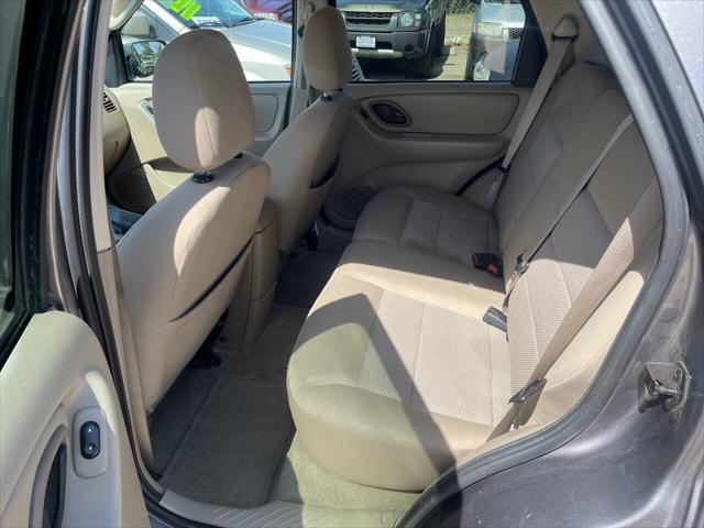 used 2006 Ford Escape car, priced at $3,995