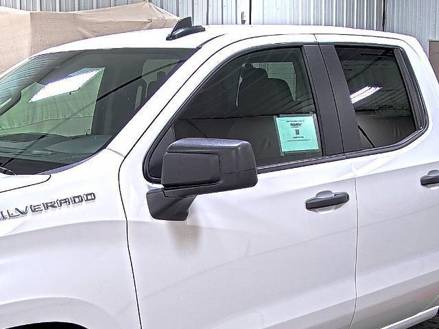 new 2025 Chevrolet Silverado 1500 car, priced at $39,075