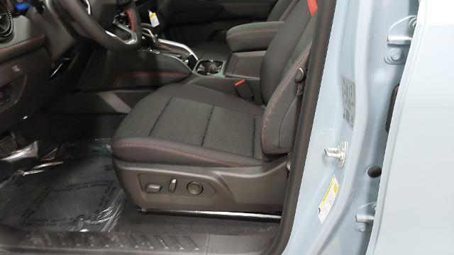 new 2025 Chevrolet Colorado car, priced at $45,970