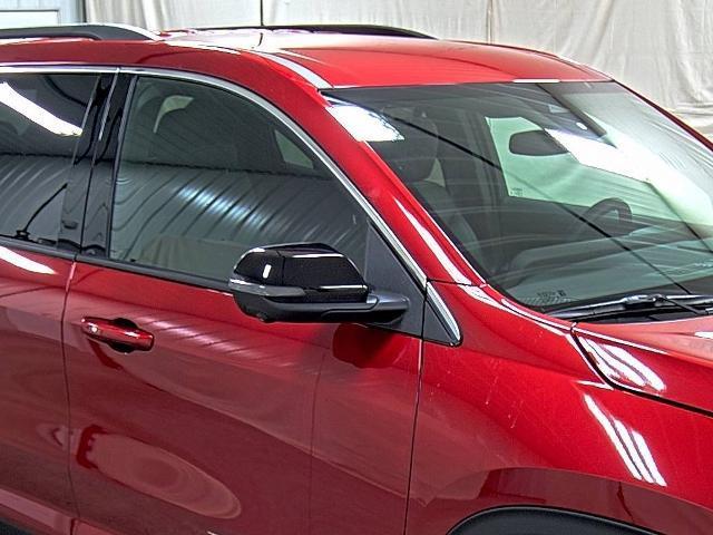 new 2025 Chevrolet Traverse car, priced at $45,235