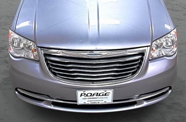 used 2015 Chrysler Town & Country car, priced at $8,990