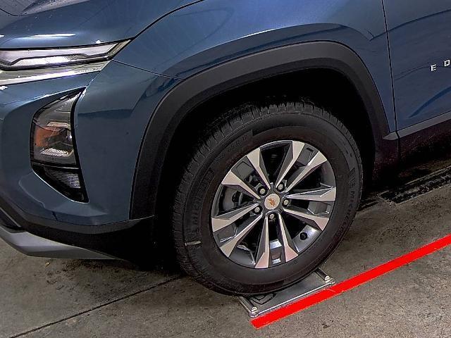 new 2026 Chevrolet Equinox car, priced at $32,545