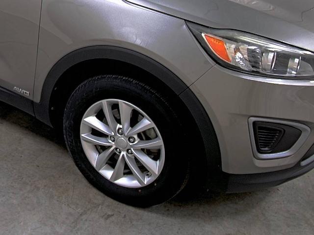 used 2016 Kia Sorento car, priced at $7,990