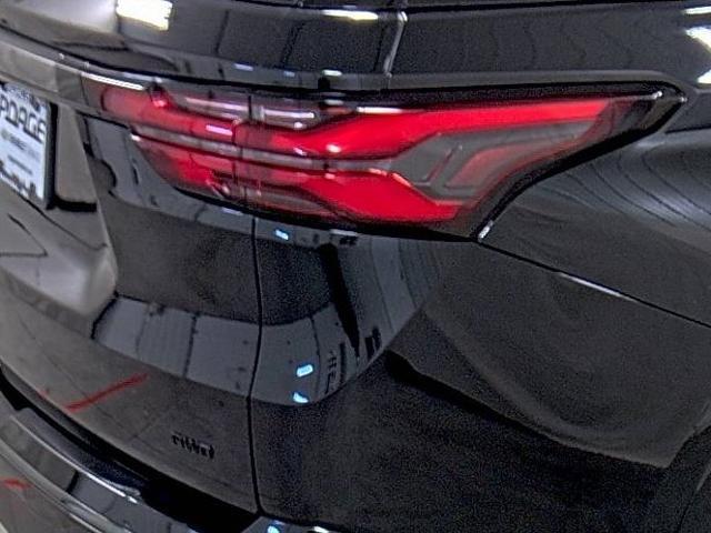 used 2022 Chevrolet Traverse car, priced at $39,990