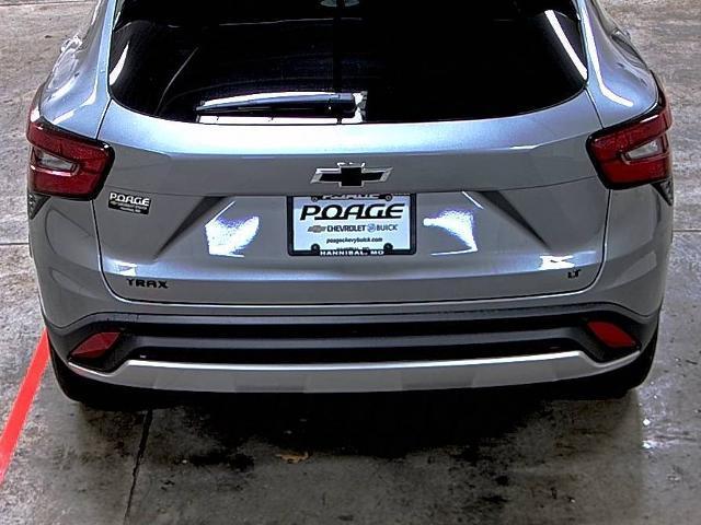 new 2025 Chevrolet Trax car, priced at $25,210