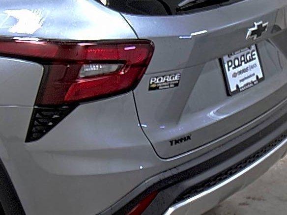 new 2025 Chevrolet Trax car, priced at $25,210