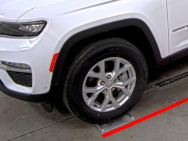 used 2023 Jeep Grand Cherokee car, priced at $36,990
