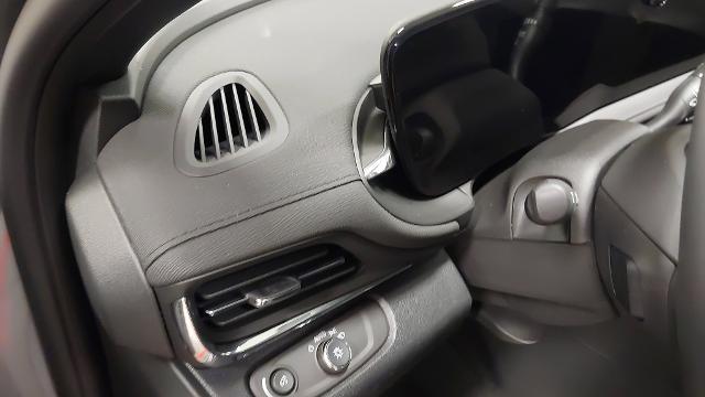 new 2025 Buick Envista car, priced at $25,125