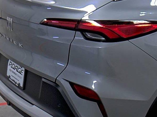 new 2025 Buick Envista car, priced at $25,125