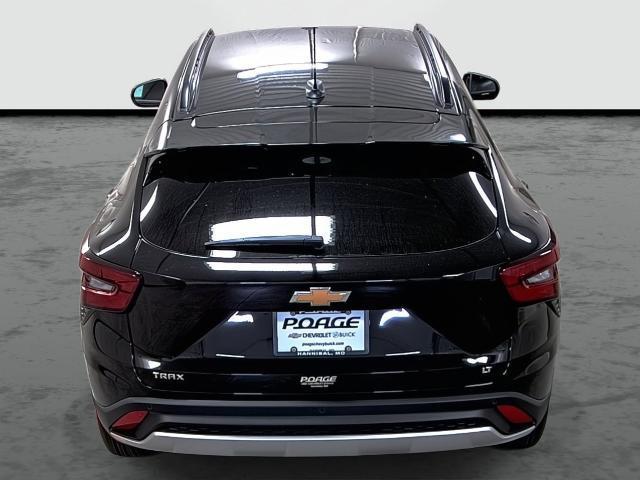 new 2025 Chevrolet Trax car, priced at $24,235