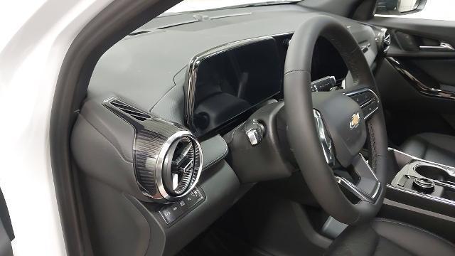 new 2026 Chevrolet Equinox car, priced at $32,995