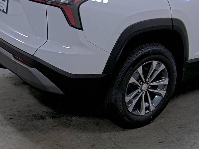 new 2026 Chevrolet Equinox car, priced at $32,995