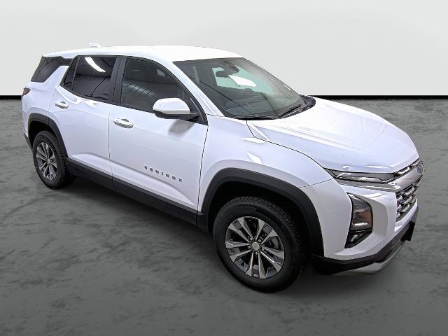 new 2026 Chevrolet Equinox car, priced at $33,370