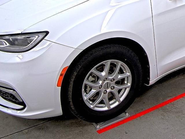 used 2022 Chrysler Pacifica car, priced at $27,990