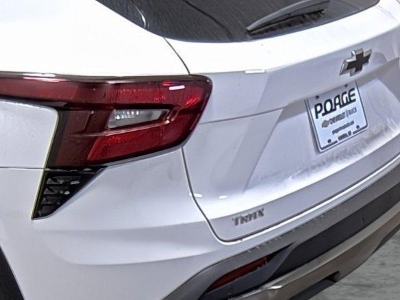 new 2025 Chevrolet Trax car, priced at $25,440