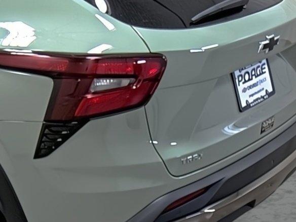 new 2025 Chevrolet Trax car, priced at $25,440