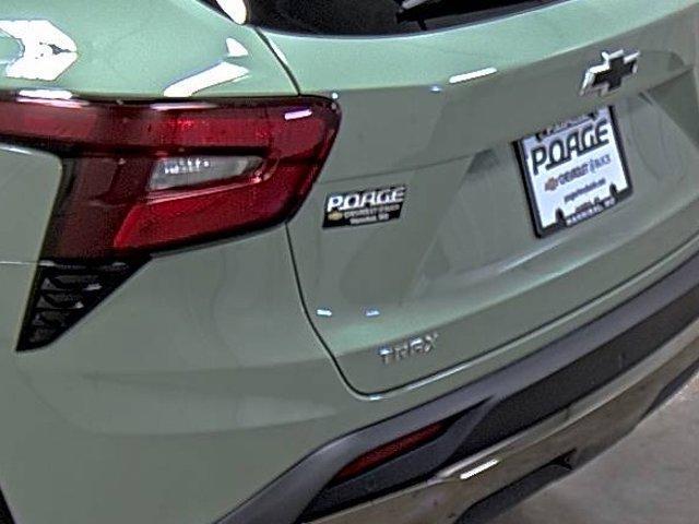 new 2025 Chevrolet Trax car, priced at $26,235