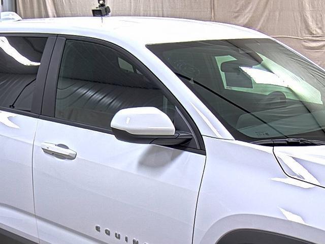 new 2026 Chevrolet Equinox car, priced at $30,495