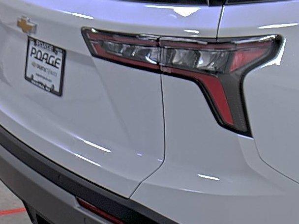 new 2026 Chevrolet Equinox car, priced at $30,495